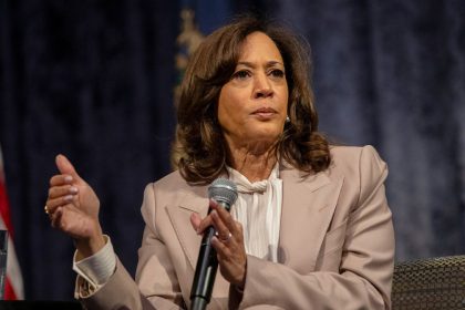 Kamala Harris ofrece una "ensalada de palabras" sobre la "esperanza" y desata controversia en redes