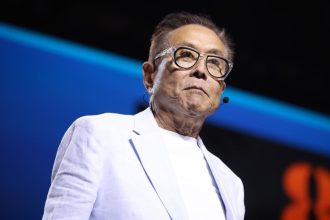 "Estaba equivocado": Robert Kiyosaki admite haber hecho una predicción errónea