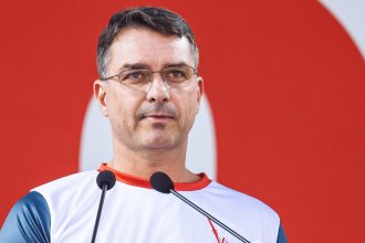 Flávio Bolsonaro promete restablecer relaciones con Israel si gana la presidencia