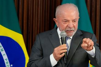 "Nadie es dueño del mundo": el llamado de Lula a defender la democracia en Sudamérica