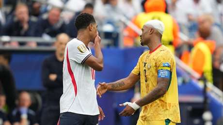 Regla de expulsión por taparse la boca tiene primera polémica en el Mundial
