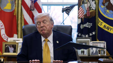 Esto dijo Trump en privado sobre el derribo del helicóptero Apache antes de amenazar a Irán