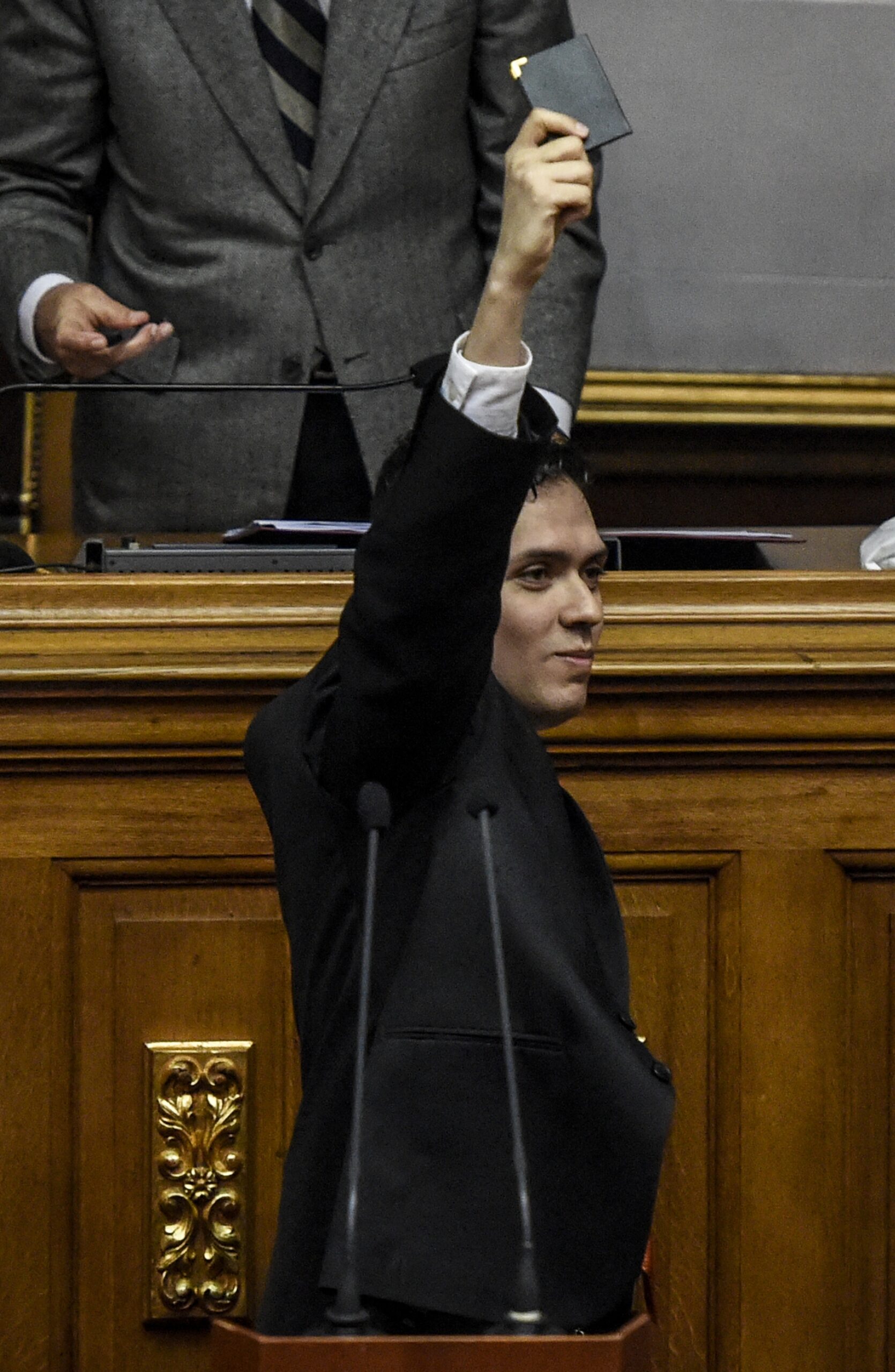 La falta de protección estatal y el cierre de ONG agravan la vulnerabilidad de las personas LGBTIQ+ en Venezuela