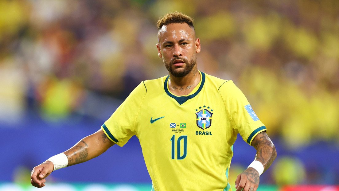 Figura de Japón lanza un dardo contra Neymar en la previa de su duelo en el Mundial