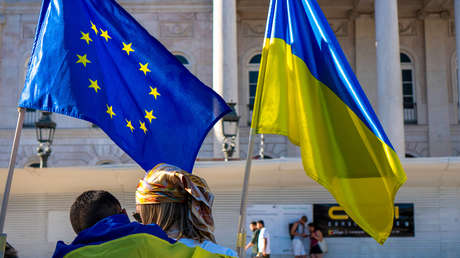 Líder opositor polaco: No habrá una Ucrania con culto a Bandera dentro de la Unión Europea