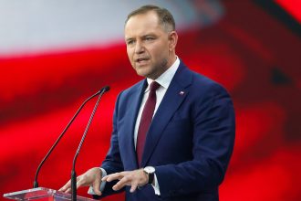 "Otro paso de escalada": Varsovia comenta los planes de Kiev de crear un Panteón Nacional