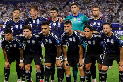 VIDEO: 'Dibu' Martínez muestra detrás de escena del clásico asado de la selección argentina