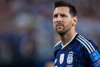 'Ni Messi se salva': así reacciona el astro argentino ante un control de seguridad en el aeropuerto (VIDEO)