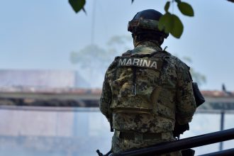 Sal marina, sol y oleaje: el frente antinarco en el que avanza México