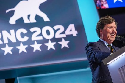 ¿Podrá Tucker Carlson romper el bipartidismo en EE.UU.?