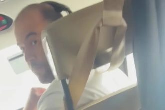 ANGUSTIANTE VIDEO muestra el momento del aterrizaje forzoso de una avioneta en un río de Nueva York