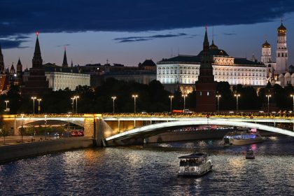 Kremlin comenta la prueba china de misil desde un submarino nuclear