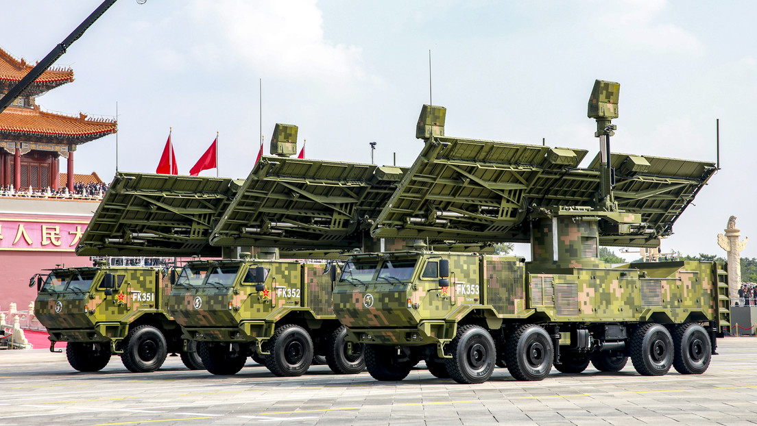 China revela un arsenal de armas de microondas de alta potencia que alcanza satélites en órbita