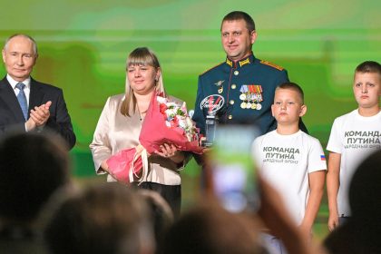 FOTOS: Vladímir Putin entrega galardones a valientes que salvaron vidas en Rusia