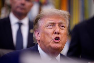 Trump evoca la guerra de Vietnam al comentar la escalada contra Irán