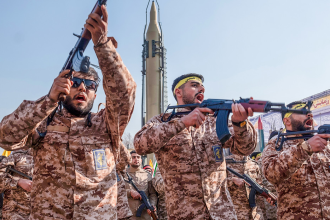CGRI detalla sus últimos golpes contra activos de EE.UU. en Baréin y Kuwait
