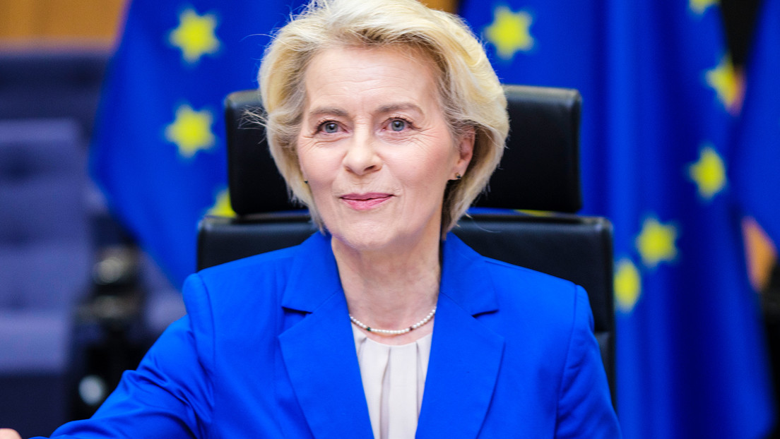 Von der Leyen promete a Kiev fábricas de drones "seguras" en la UE