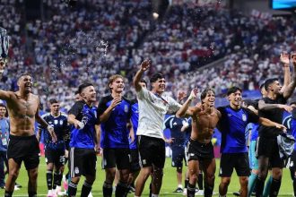 VIDEOS: Argentinos se lanzan a las calles a celebrar el pase de su equipo a la final del Mundial