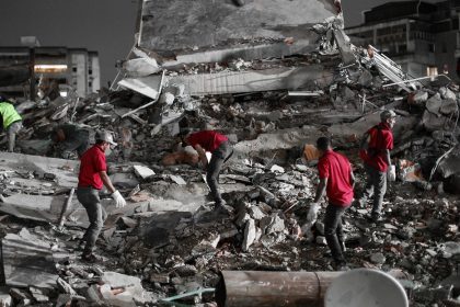 Cabello denuncia "laboratorios mediáticos" que fabrican "noticias falsas" para generar caos en Venezuela
