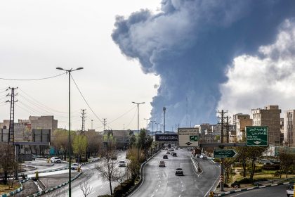 Decenas de muertos por ataques de EE.UU. contra Irán