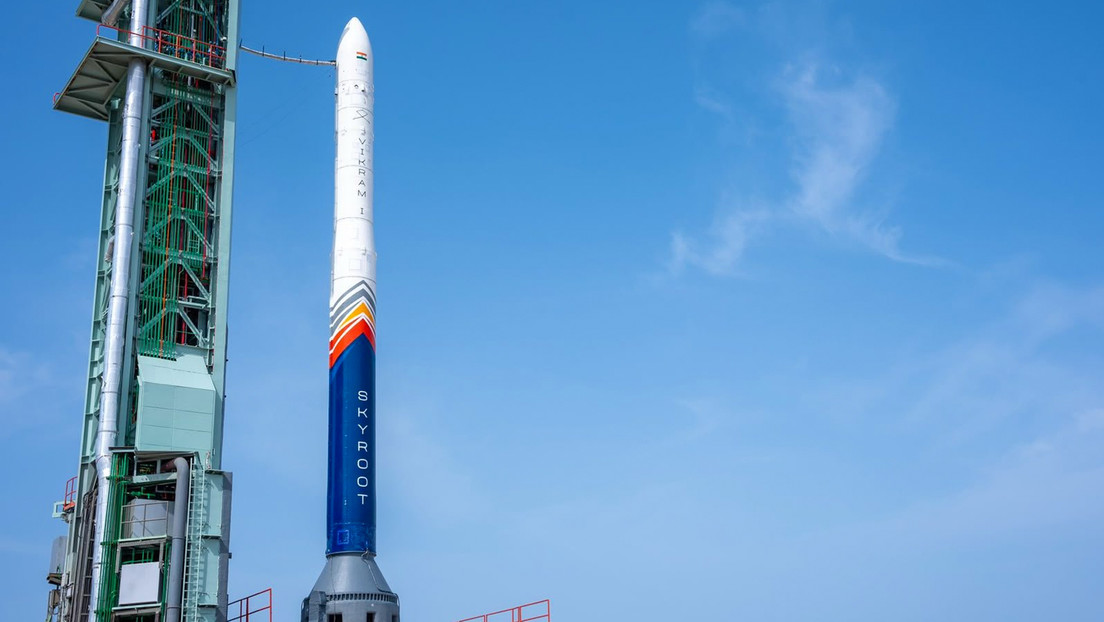 Histórico: lanzan el primer cohete orbital privado de la India (VIDEO)