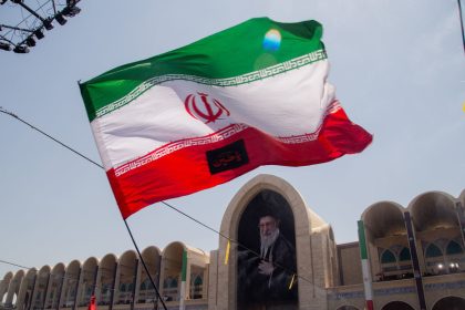 Irán dirige un mensaje al pueblo de Kuwait en plena escalada con EE.UU.