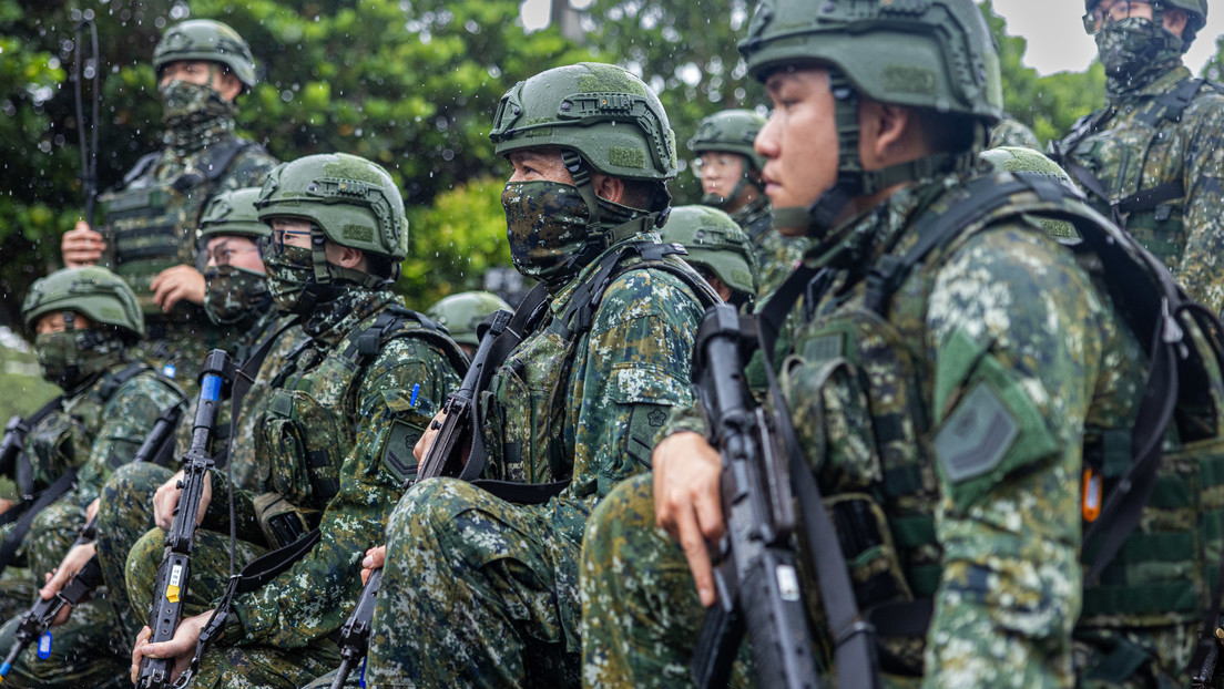 Taiwán planea ejercicios militares simulando un conflicto con China