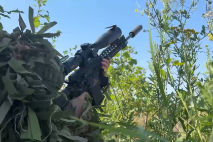 VIDEO: Francotiradores rusos eliminan drones ucranianos con disparos precisos