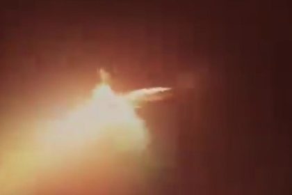 VIDEO: Lanzamiento de drones iraníes contra bases de EE.UU. en Kuwait
