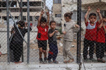 La insólita explicación de un embajador de EE.UU. de por qué Israel no cometería un genocidio en Gaza
