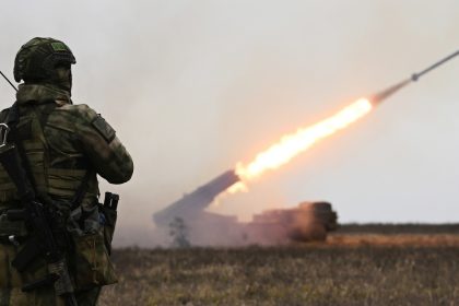 Rusia ataca instalaciones del complejo militar-industrial en Kiev