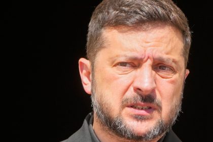 "Tuve un gran problema": Zelenski admite tensiones en la cúpula militar de Ucrania en medio de protestas