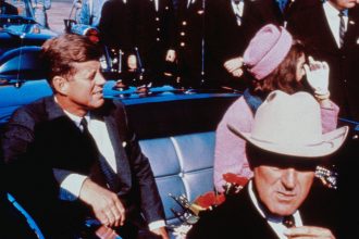 Exagente de la CIA explica por qué EE.UU. no publica los archivos sobre el asesinato de Kennedy