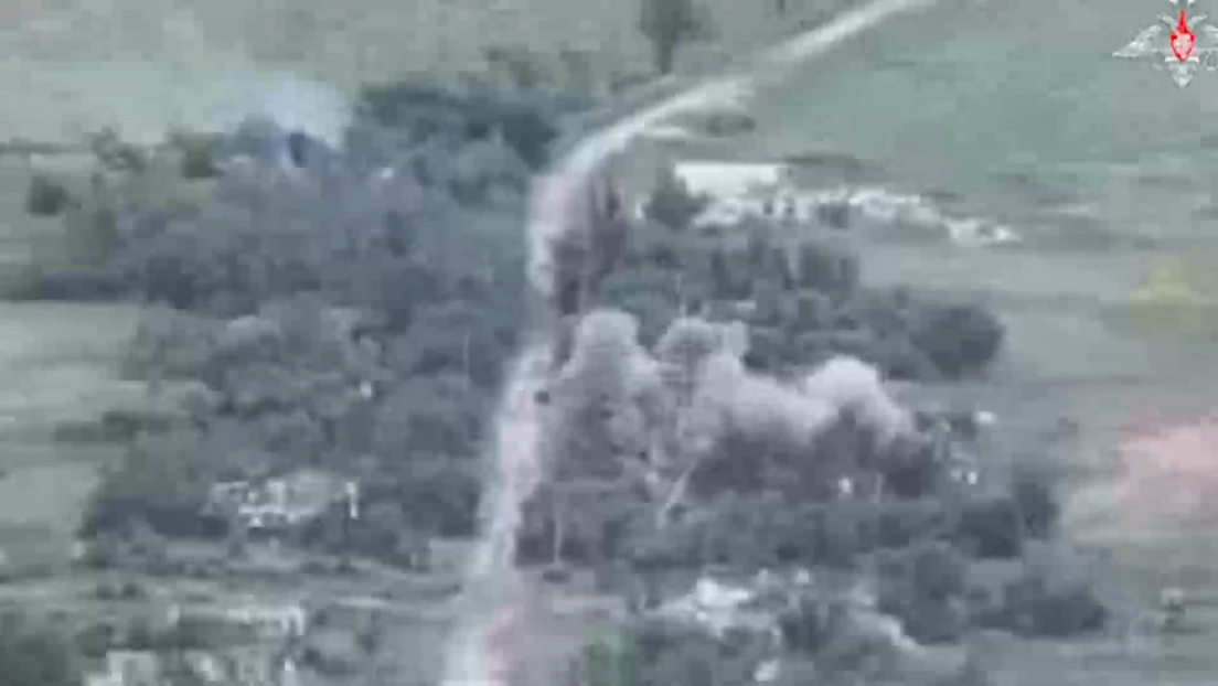 VIDEO: Drones allanan el camino para la liberación de una localidad en Donbass