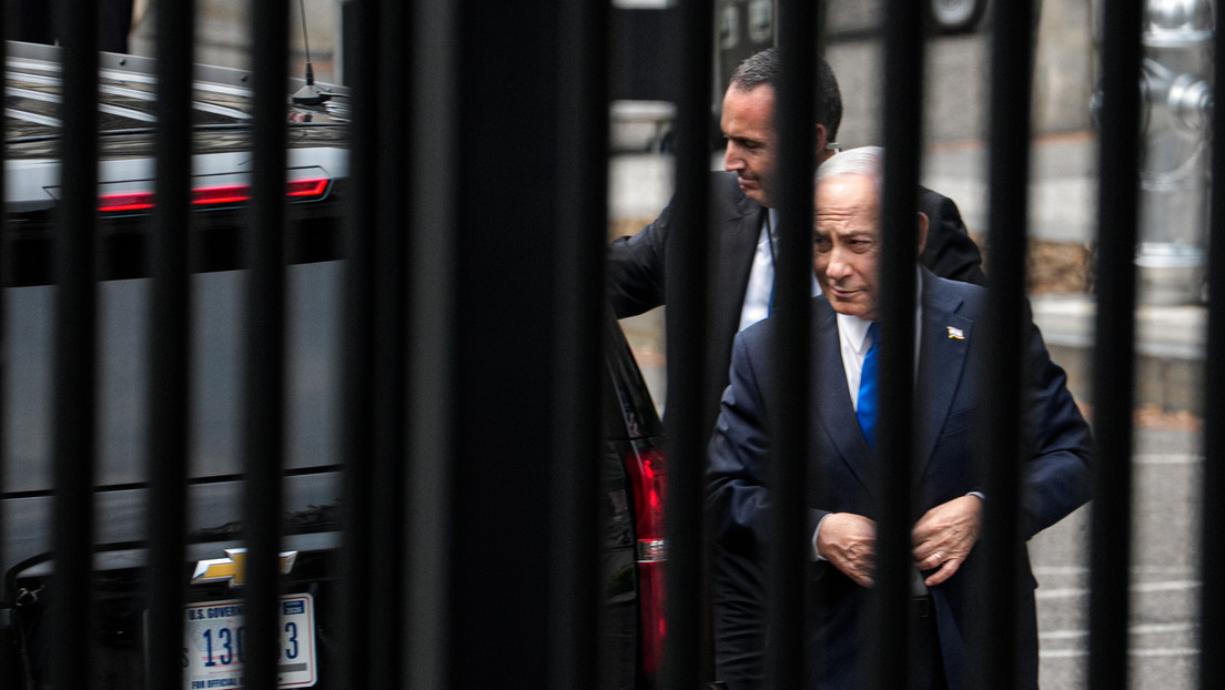 "Tenemos fuerzas especiales alrededor": Netanyahu advierte qué pasará si quieren detenerlo