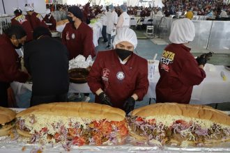 Así se elaboró en México la torta más grande del mundo (VIDEO)