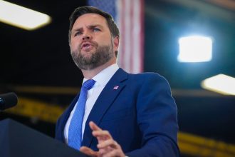 Vance usa crisis migratoria en Ceuta para criticar "políticas globalistas radicales"