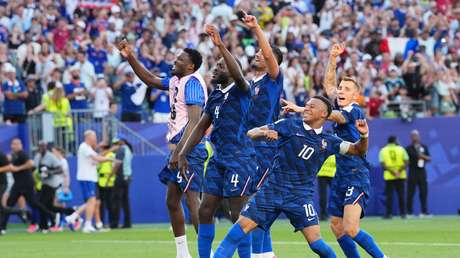 Francia elimina a Paraguay y pasa a cuartos de final del Mundial