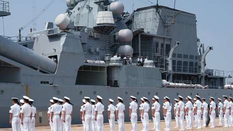 Rusia y China inauguran ejercicio naval conjunto