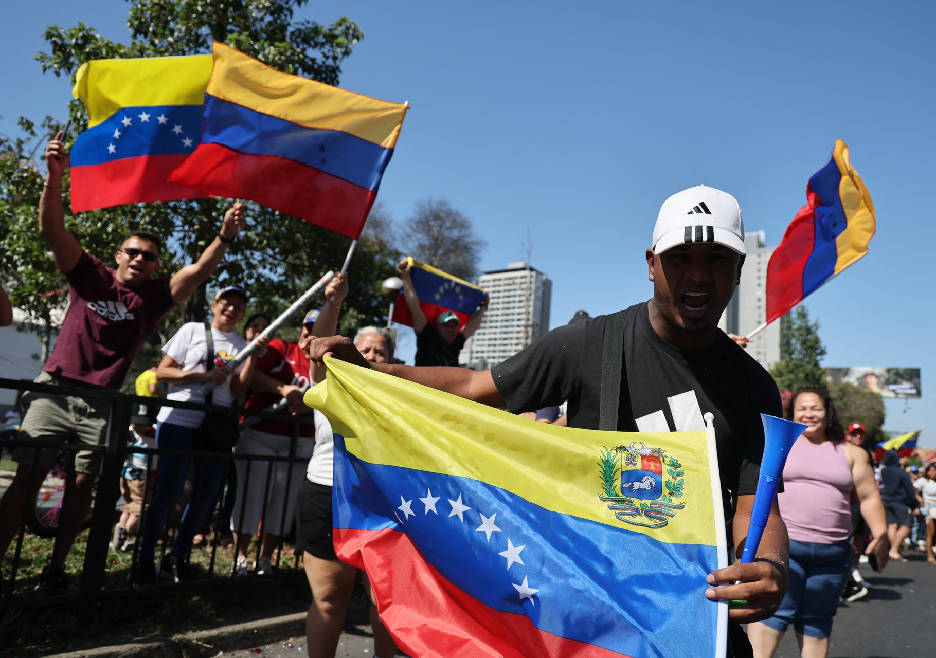 Chile busca restablecer relaciones con Venezuela para concretar deportaciones de migrantes