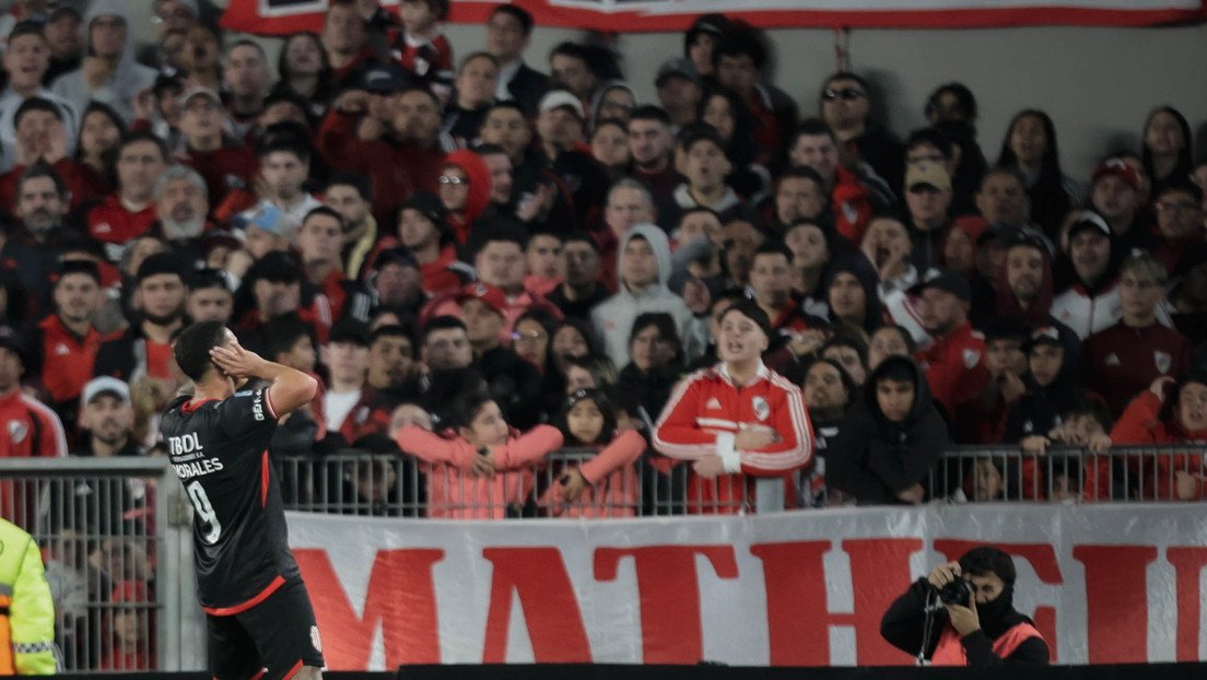 Golpes y amenazas de muerte: grave denuncia por violencia de género contra futbolista argentino