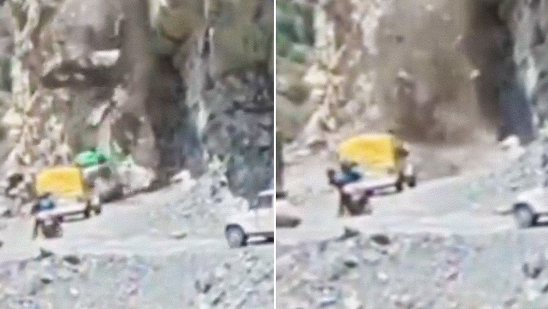 VIDEO: Enormes rocas aplastan un coche en una carretera de montaña en la India