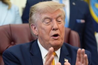 Trump nombra las 2 cosas que 'matan' a Europa