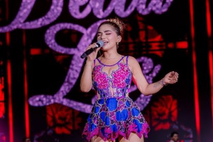 El video que indigna a Perú: Cantante denuncia al director de su orquesta por tocamientos obscenos