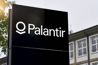 Palantir paga solo el 1,4 % de sus beneficios en impuestos