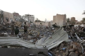 NBC: Bombardeos de EE.UU. en Yemen dejaron cientos de civiles muertos y heridos