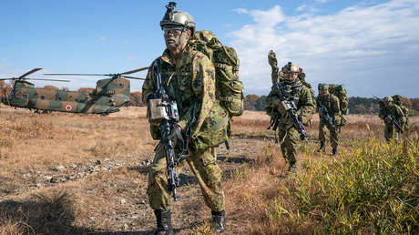 Preguntan al ministro de Defensa japonés sobre la militarización de su país y dice esto